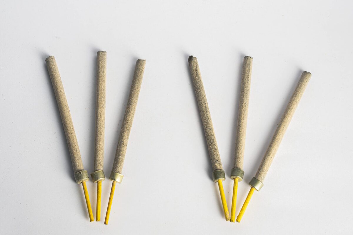 Swaha Candy Loban Stick (Set of 10), Long Lasting Earthy Fragrance Incense Sticks - Pack of 1 - Image 5