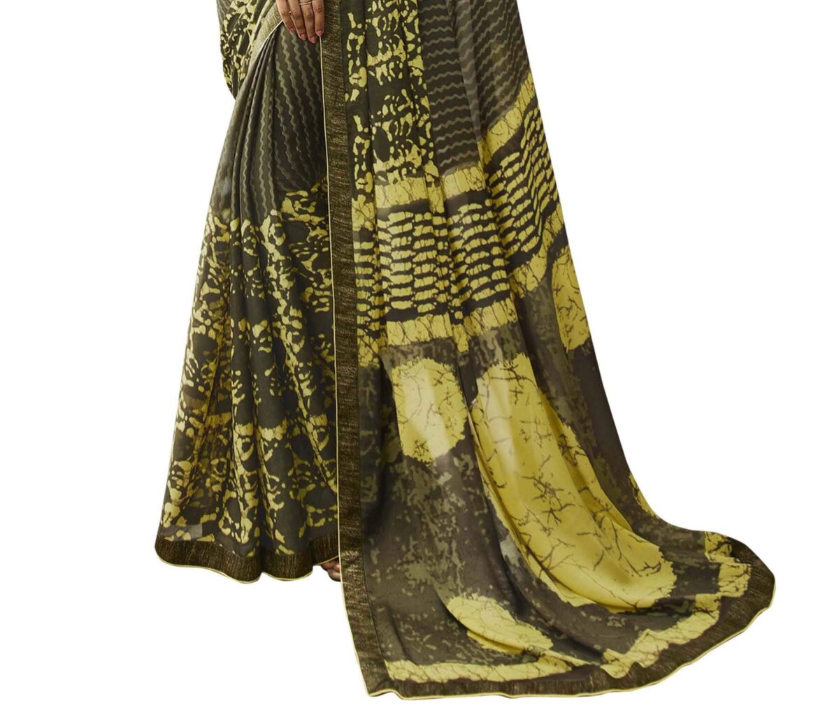 RAJESHWAR FASHION WITH RF Moss Silk Checks Printed Saree With Foil Print Lace Border & Blouse Piece(Mehindi-Green_Free Size 6.30 Mtr) - Image 3